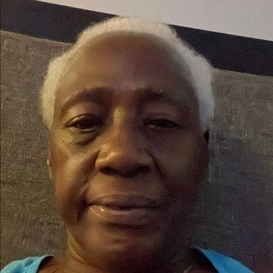 Meet your Posher, Lydia